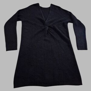 LOVE TREE Black Plunge V-Neck Center Twist Sweater Dress Women's Size Medium